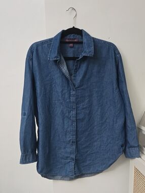 Gloria Vanderbilt Blue Women's Button-Down Denim Shirt
